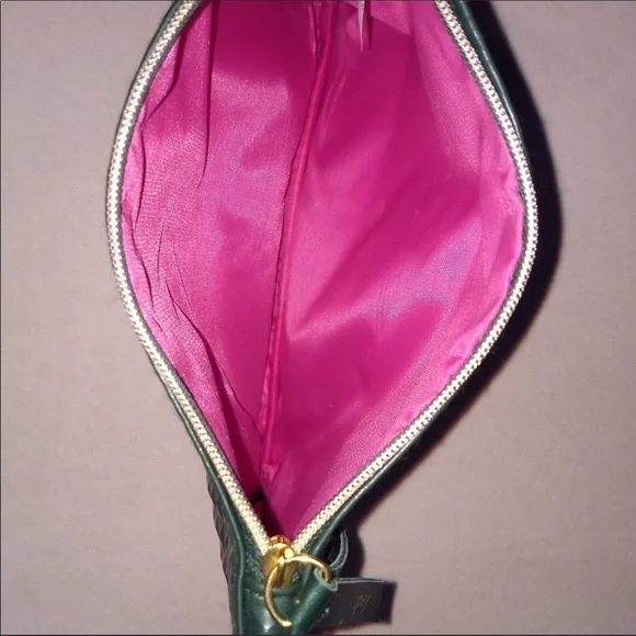 Ipsy raised stud green zipper bag - Picture 4 of 6